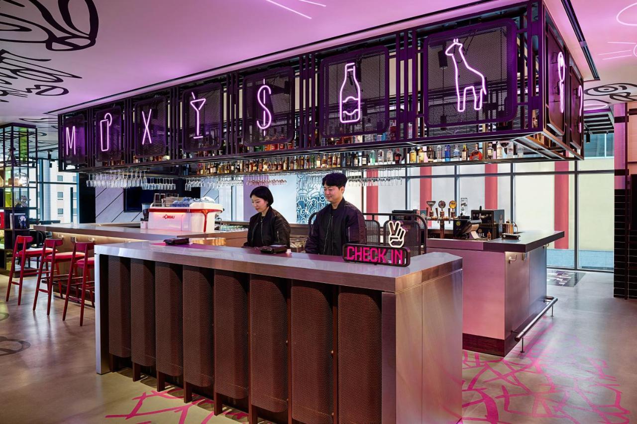 Hotel Moxy Seoul Myeongdong Extérieur photo